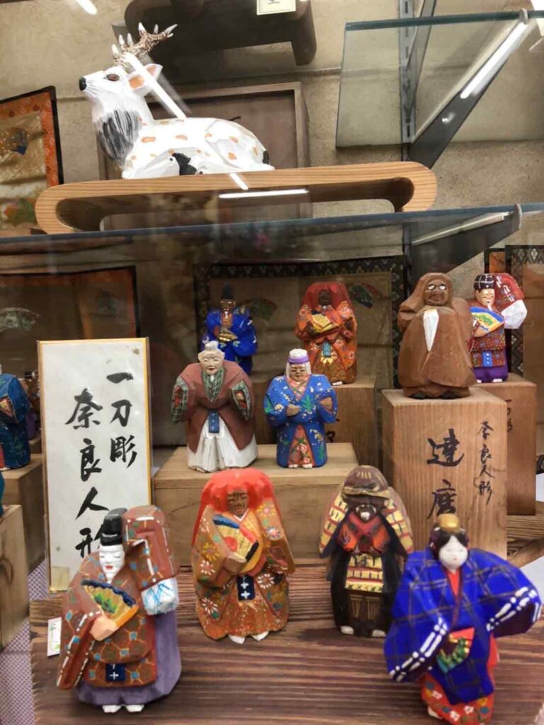 6bea418a040f7f5fd897977579a961ec 768x1024 - 奈良の若草山前にある一刀彫の店舗で、コースター取扱はじまりました！